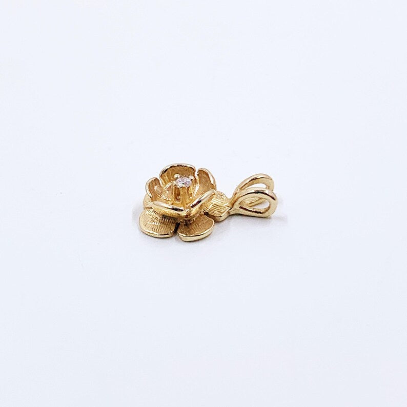 Vintage 14k Gold Flower Sapphire Pendant, 14K Dainty Floral Pendant