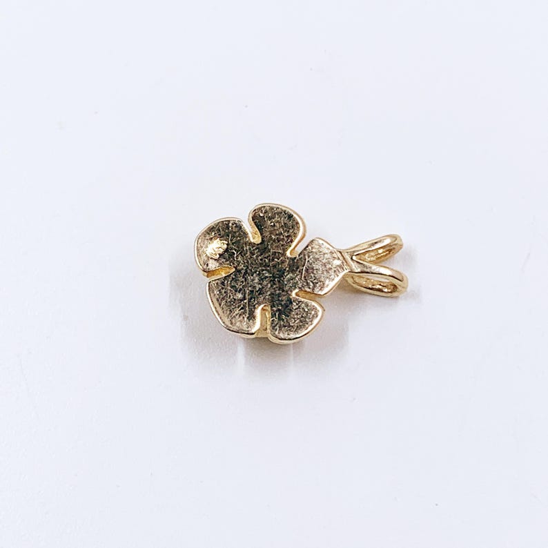 Vintage 14k Gold Flower Sapphire Pendant, 14K Dainty Floral Pendant