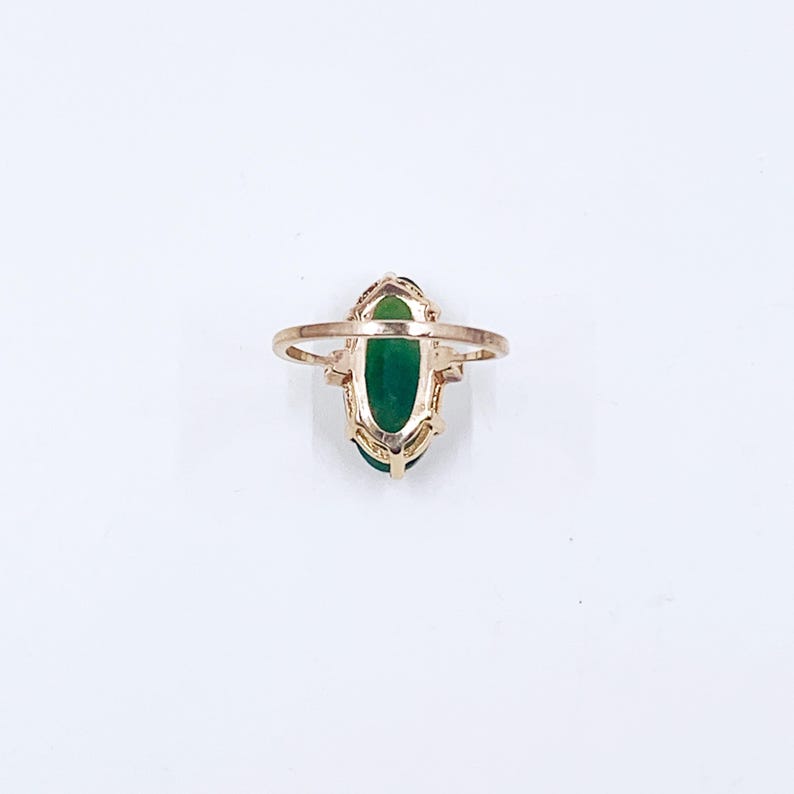 Estate 10K Jade Navette Ring, Size 5 1/4 Ring