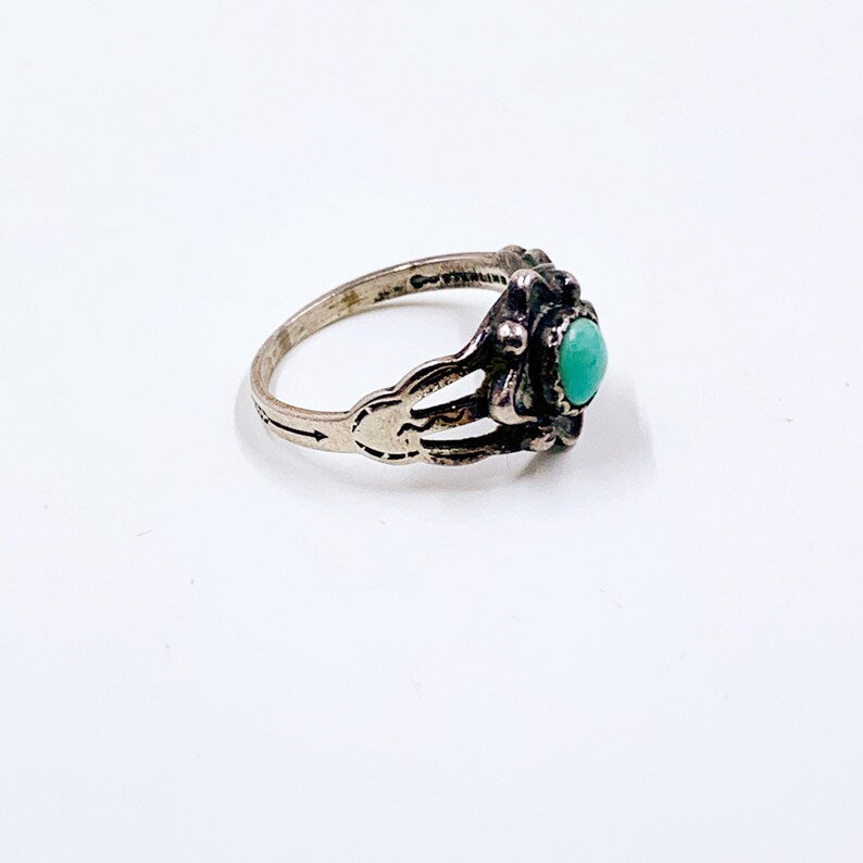 Vintage Sterling Southwest Starburst Turquoise Ring, Size 4 1/2 Ring