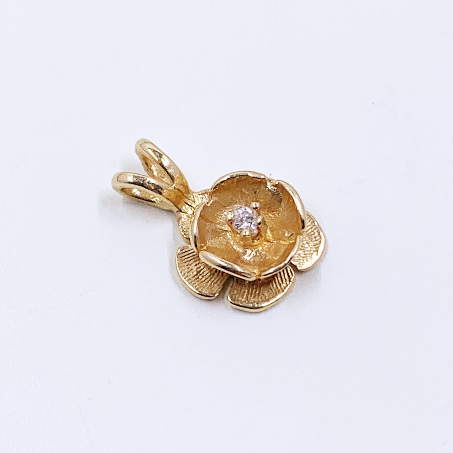 Vintage 14k Gold Flower Sapphire Pendant, 14K Dainty Floral Pendant