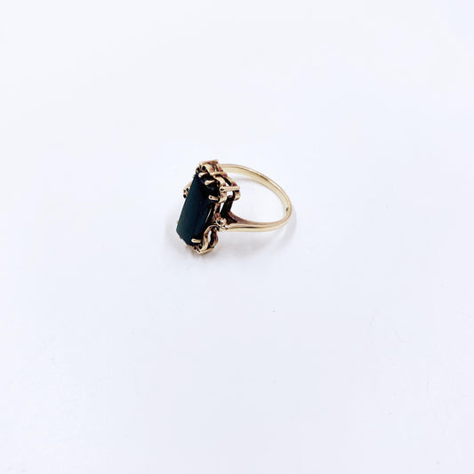 Vintage 10K Onyx Rectangle Ring , Size 6.5 Ring