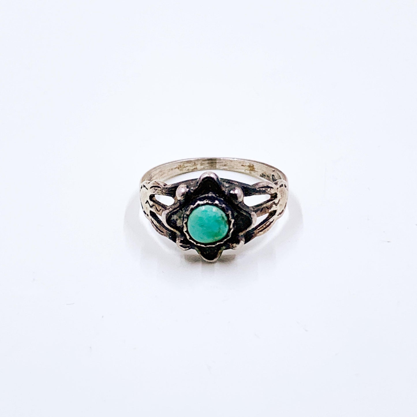 Vintage Sterling Southwest Starburst Turquoise Ring, Size 4 1/2 Ring