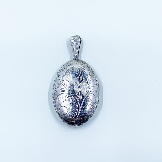 Vintage Silver Oval Engraved Locket | Large Oval Silver Scroll Work Locket