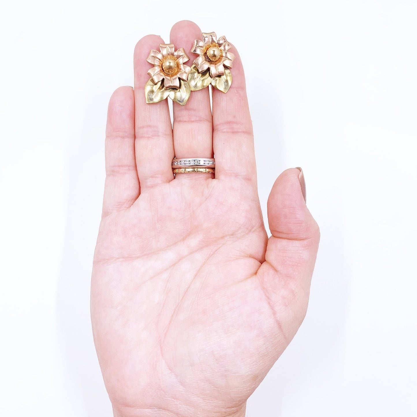 Vintage Sterling Silver Flower Screw Back Earrings