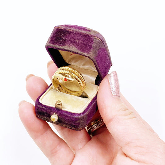 Vintage 14K Coral Coiled Snake Ring | Size 7 1/4