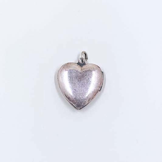 Vintage Silver Heart Scrolled Locket | Vintage Engraved Scroll Heart Locket