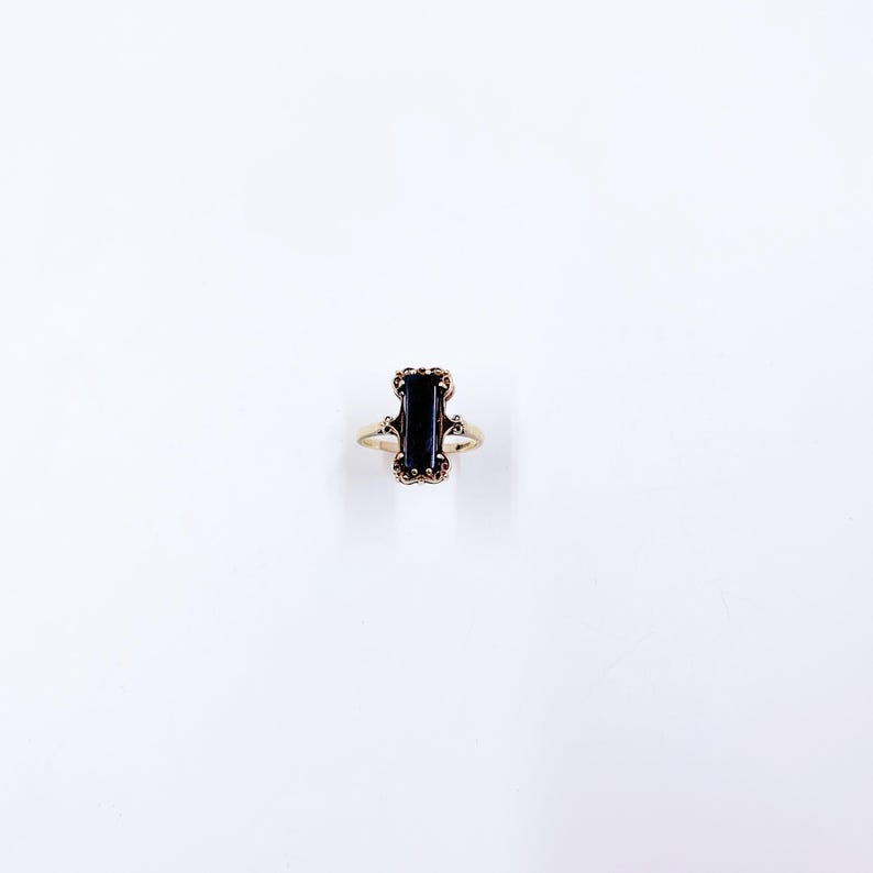 Vintage 10K Onyx Rectangle Ring | Size 6.5 Ring