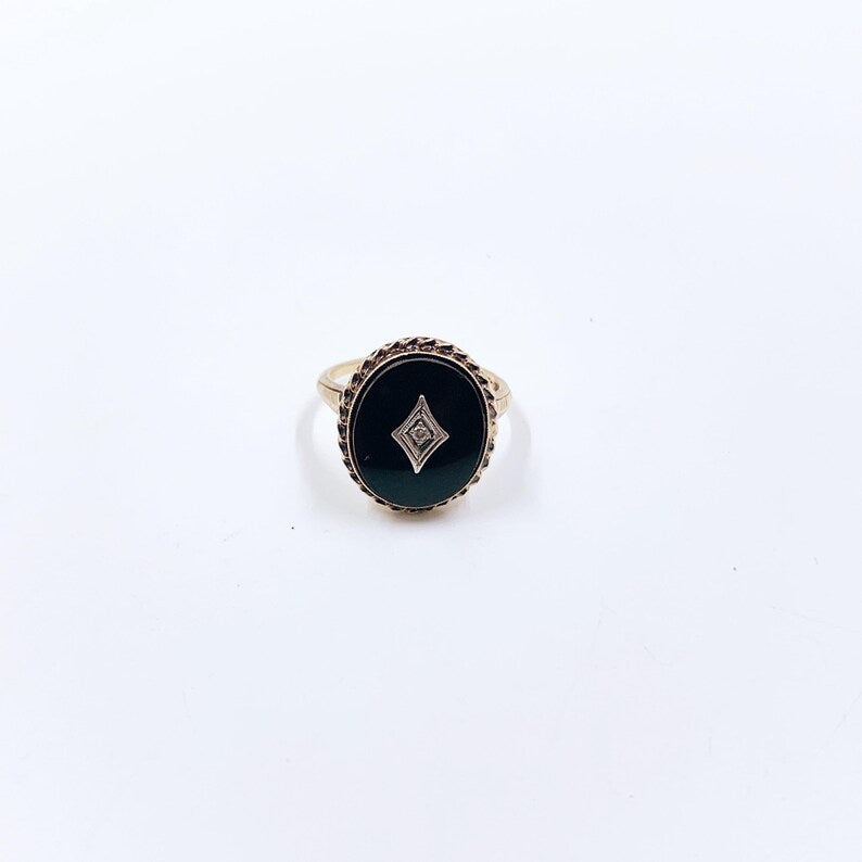 Vintage 10K Tru-Art Onyx and Diamond Ring, Size 5.75 Ring