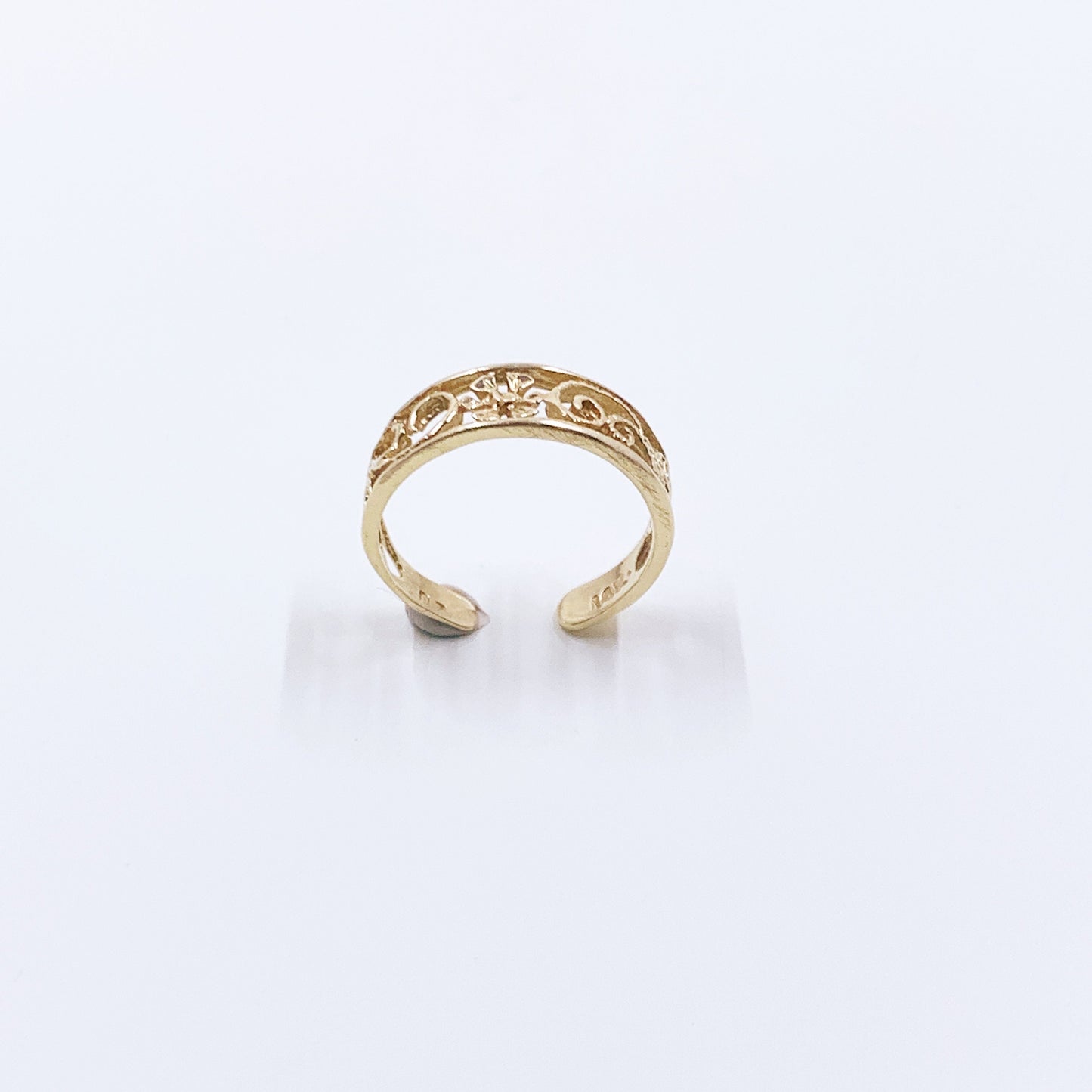 Estate 14k Gold Filigree Floral Toe Ring