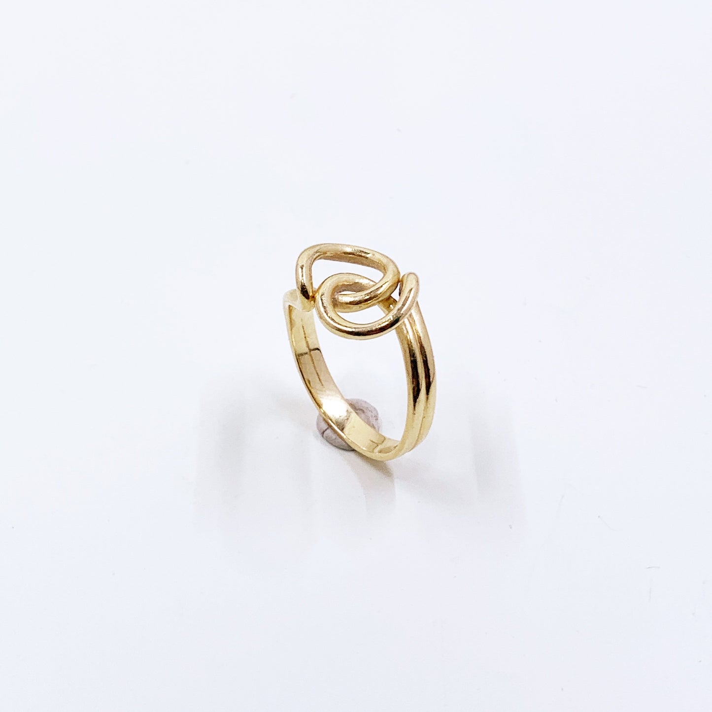 Estate 14K Gold Abstract Loop Ring | Size 7.5 Ring