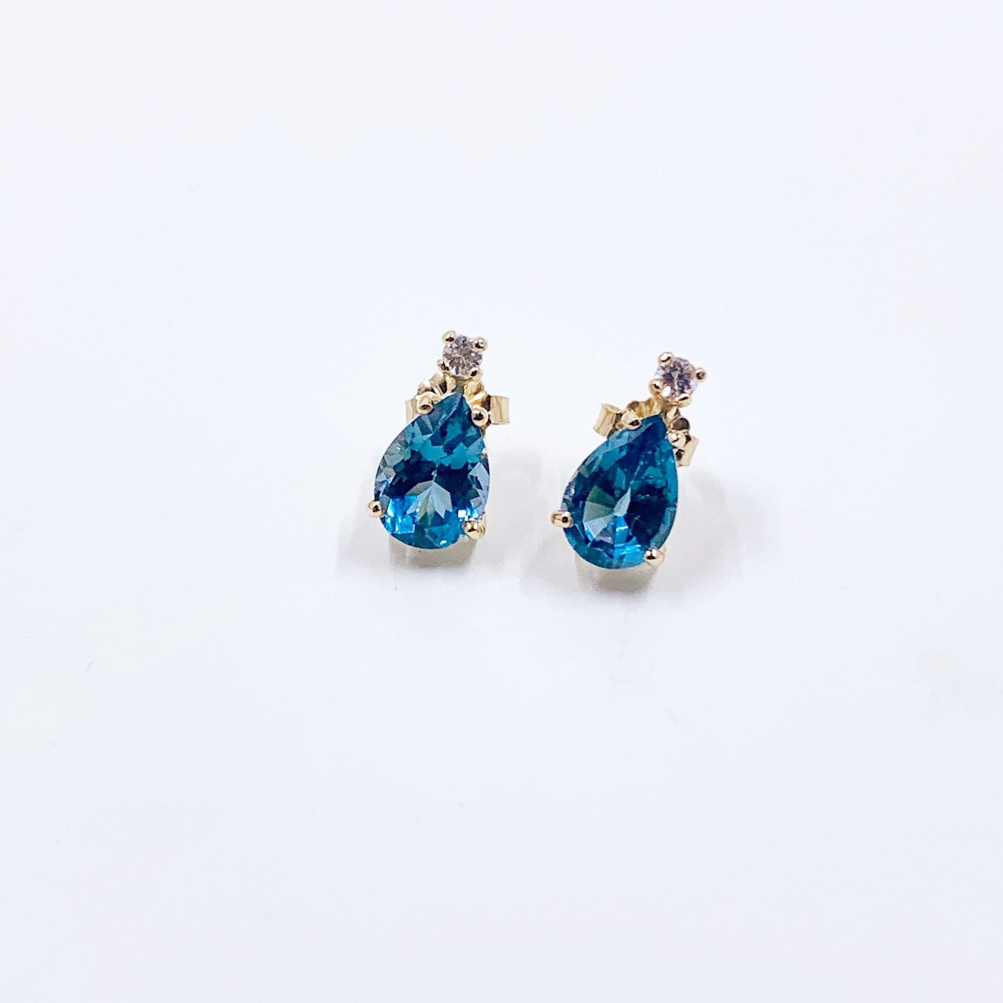 Vintage 14k Gold Blue Topaz & Sapphire Tear Drop Stud Earrings