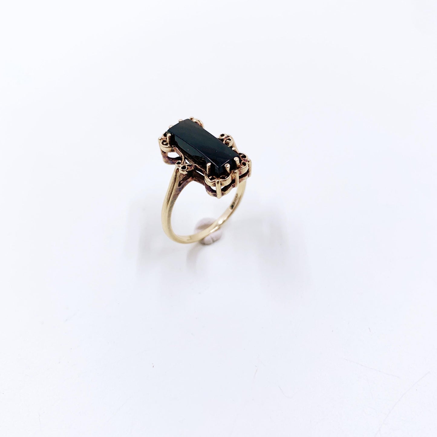 Vintage 10K Onyx Rectangle Ring | Size 6.5 Ring