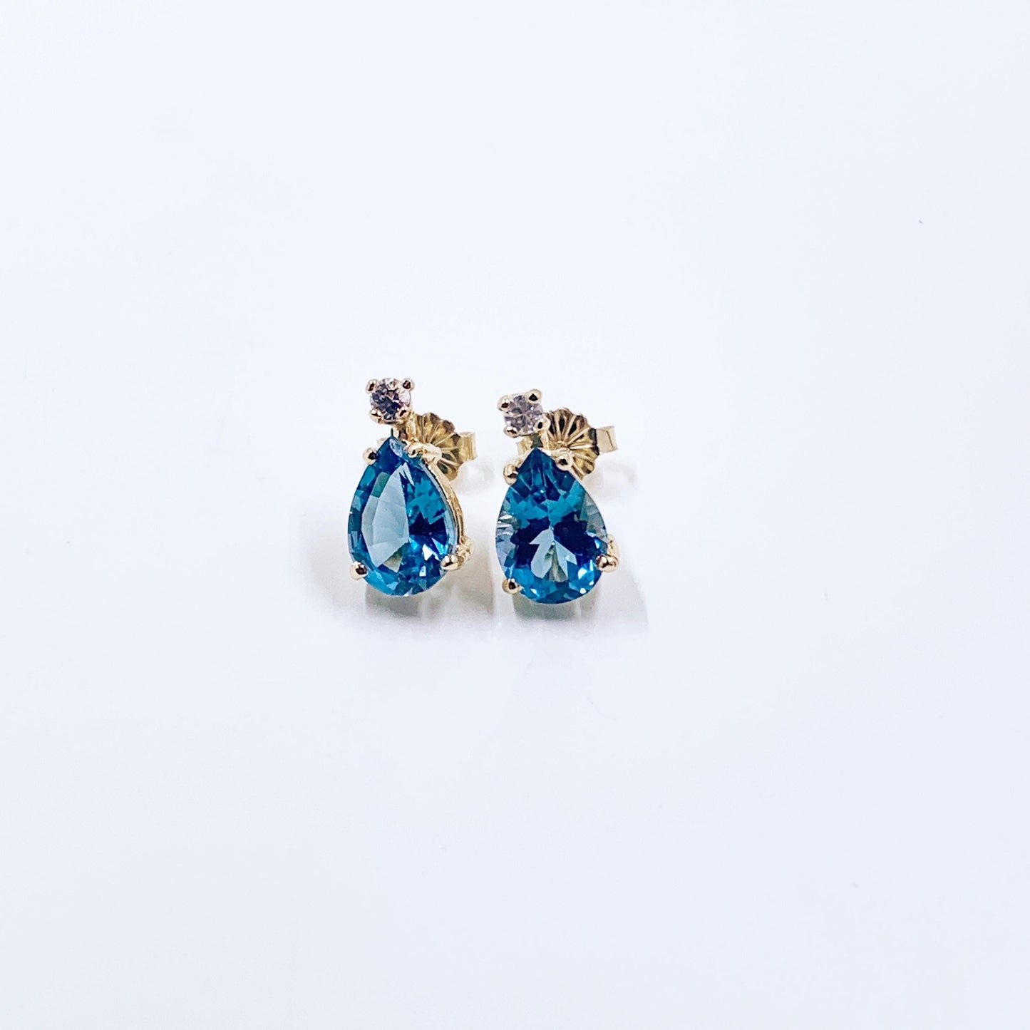 Vintage 14k Gold Blue Topaz & Sapphire Tear Drop Stud Earrings