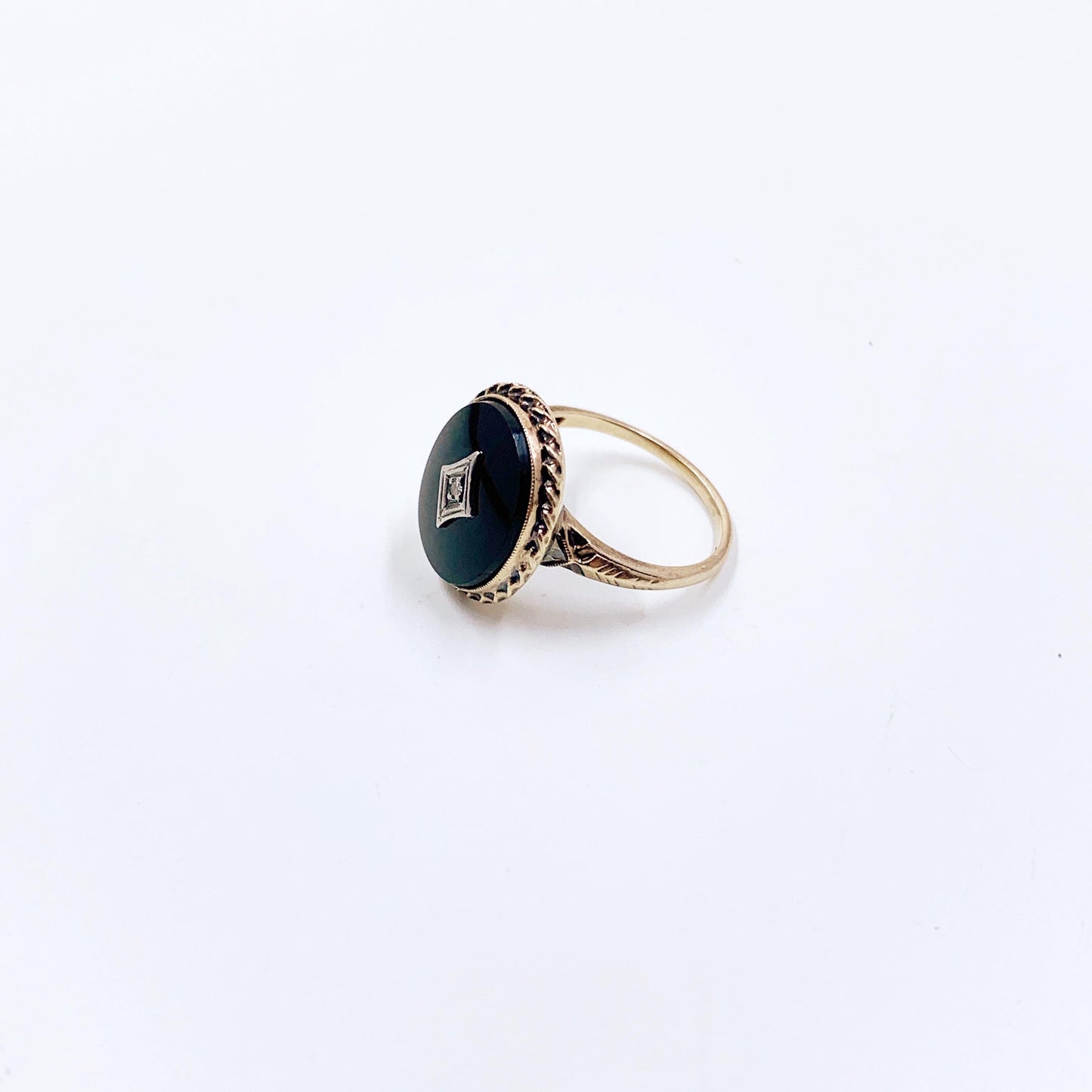 Vintage 10K Tru-Art Onyx and Diamond Ring, Size 5.75 Ring