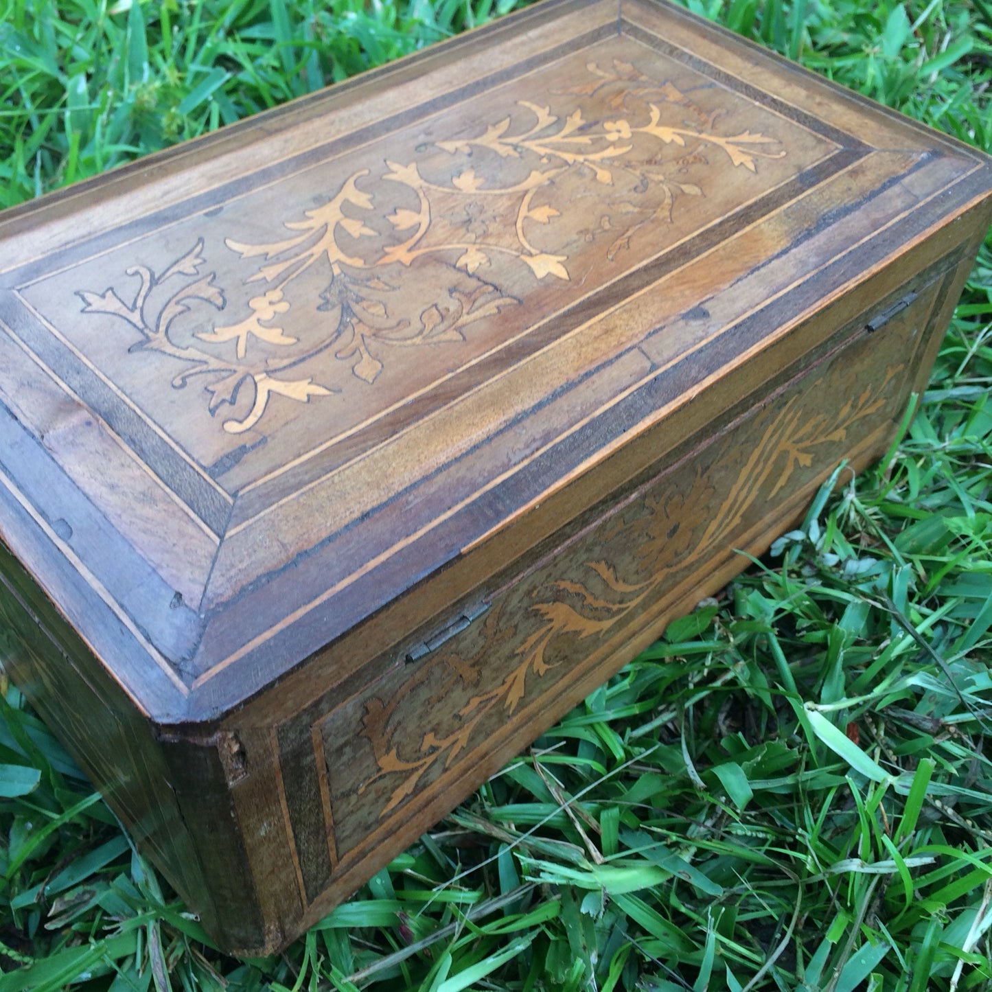 Vintage Marquetry Wood Box | Chinese Inlaid Wood Box | Wood Jewelry Box