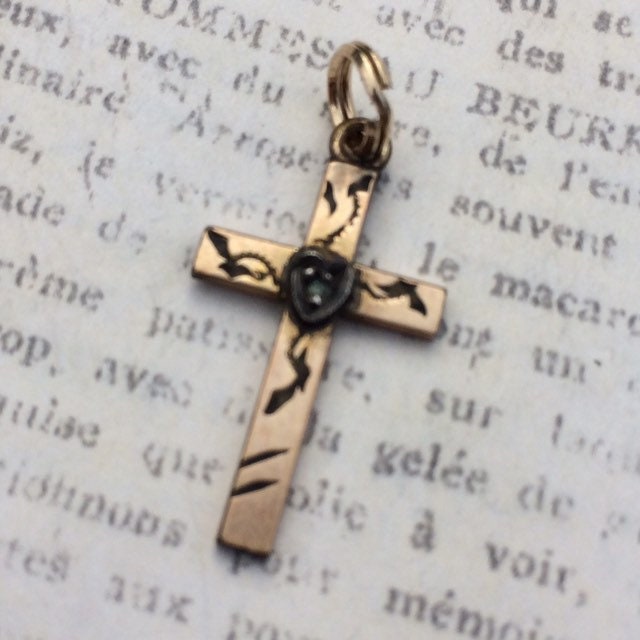 Vintage Engraved Gold Cross Pendant | Diamond and Heart