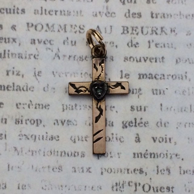 Vintage Engraved Gold Cross Pendant | Diamond and Heart