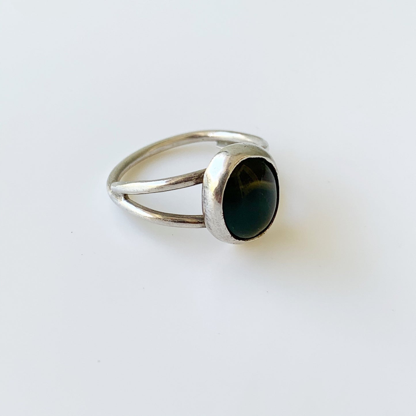 Vintage Silver Agate Ring | Green Banded Agate | US Size 8 Ring