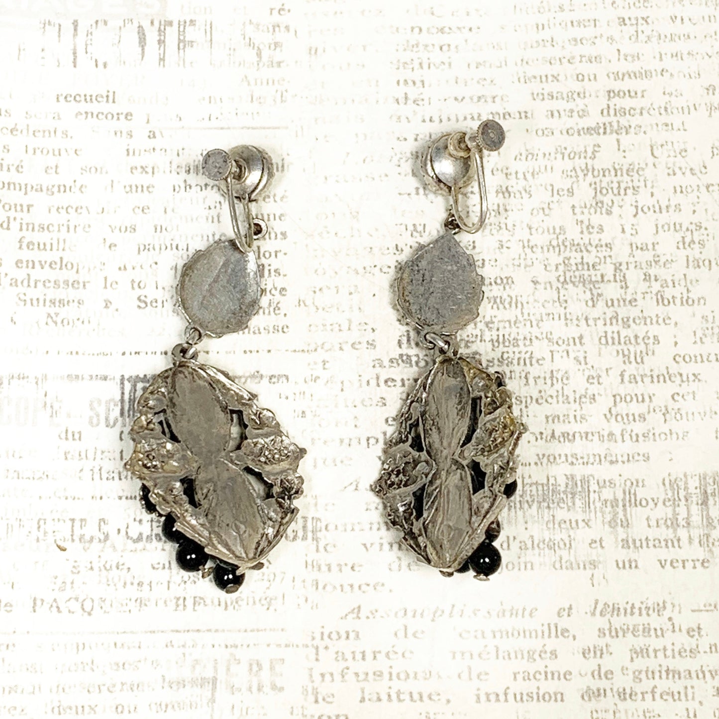 Vintage Silver Onyx Screw Back Earrings | Onyx Grape Fruit and Leaf Dangle Earrings