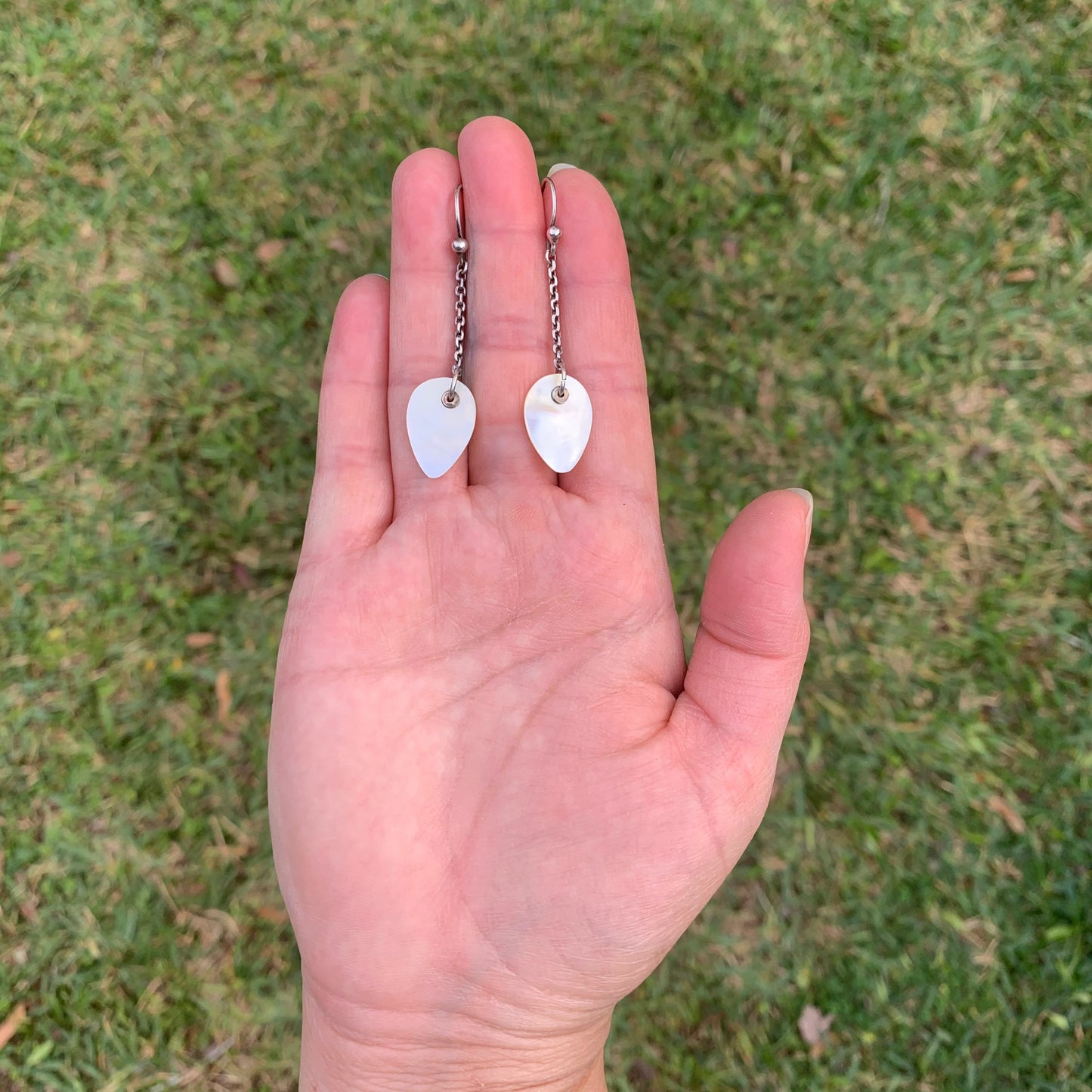 Vintage Silver Mother of Pearl Drop Earrings | Silver MOP Earrings