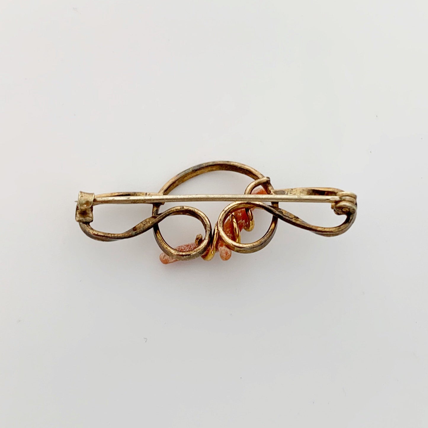 Vintage Love Knot Coral Brooch | Gold Filled Wire Coral Brooch
