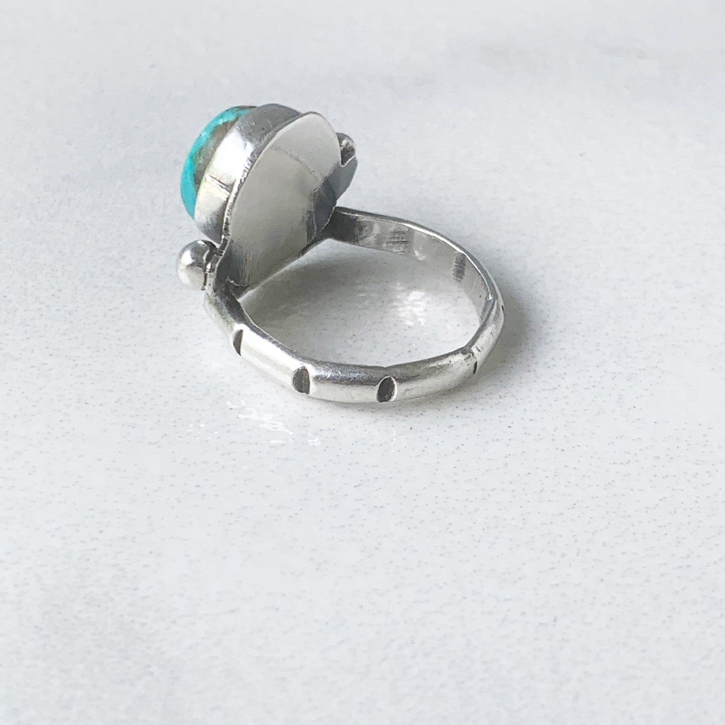 Vintage Silver Turquoise Ring | Southwest Turquoise Chiseled Ring | Size 7.5 Ring