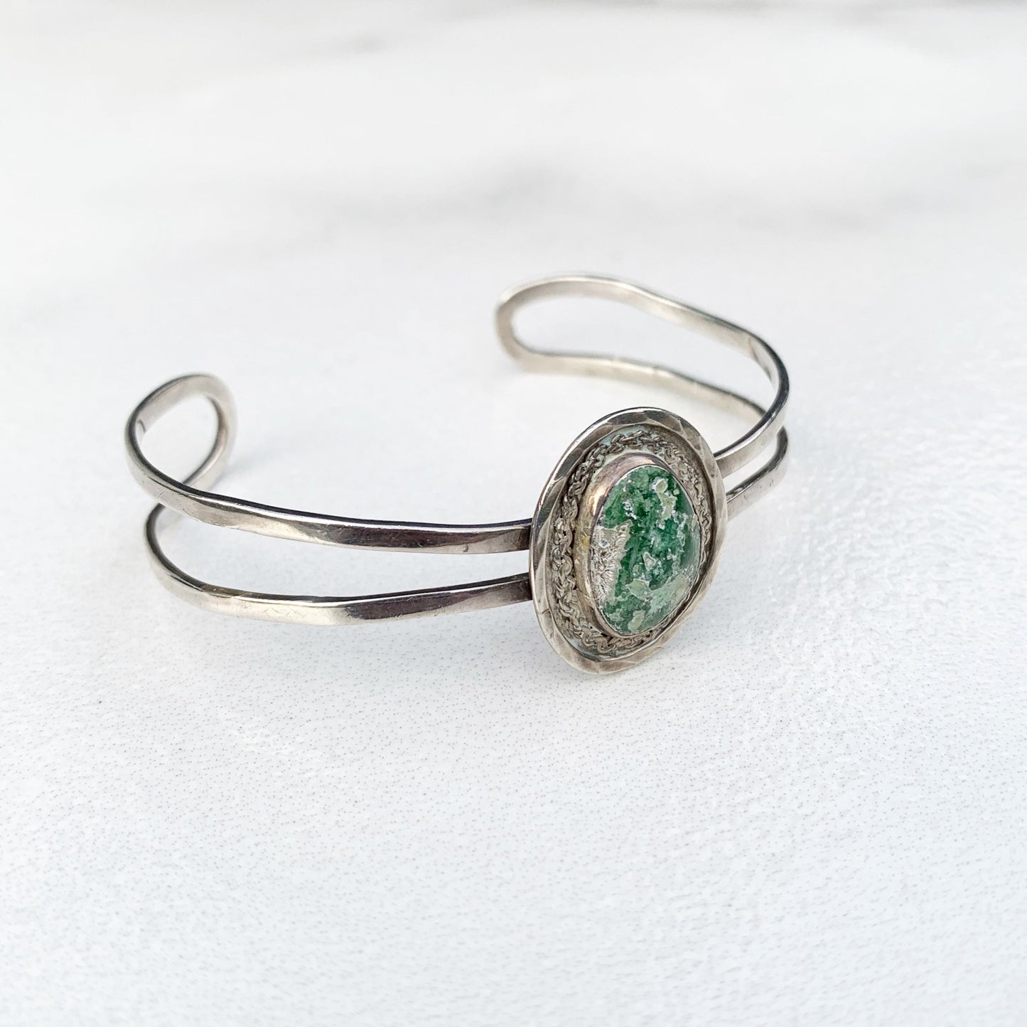 Vintage Silver Stone Cuff Bracelet | Green Stone Cuff