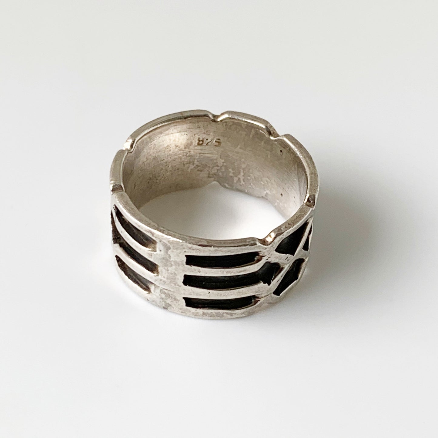 Vintage Silver Geometric Wide Band | Cutout Shadow Box Ring | Size 7 Ring