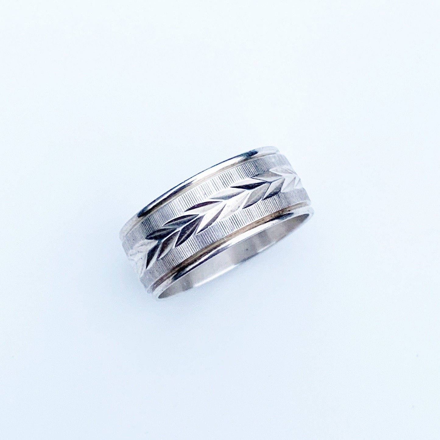 Vintage Silver Engraved Band Ring | Size 7 1/4