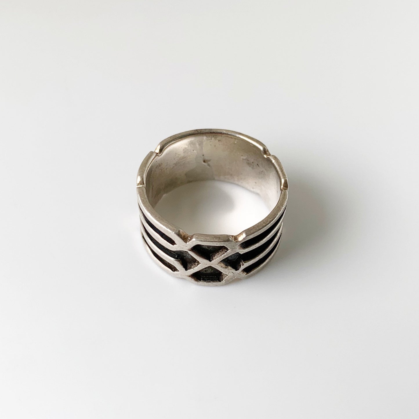 Vintage Silver Geometric Wide Band | Cutout Shadow Box Ring | Size 7 Ring