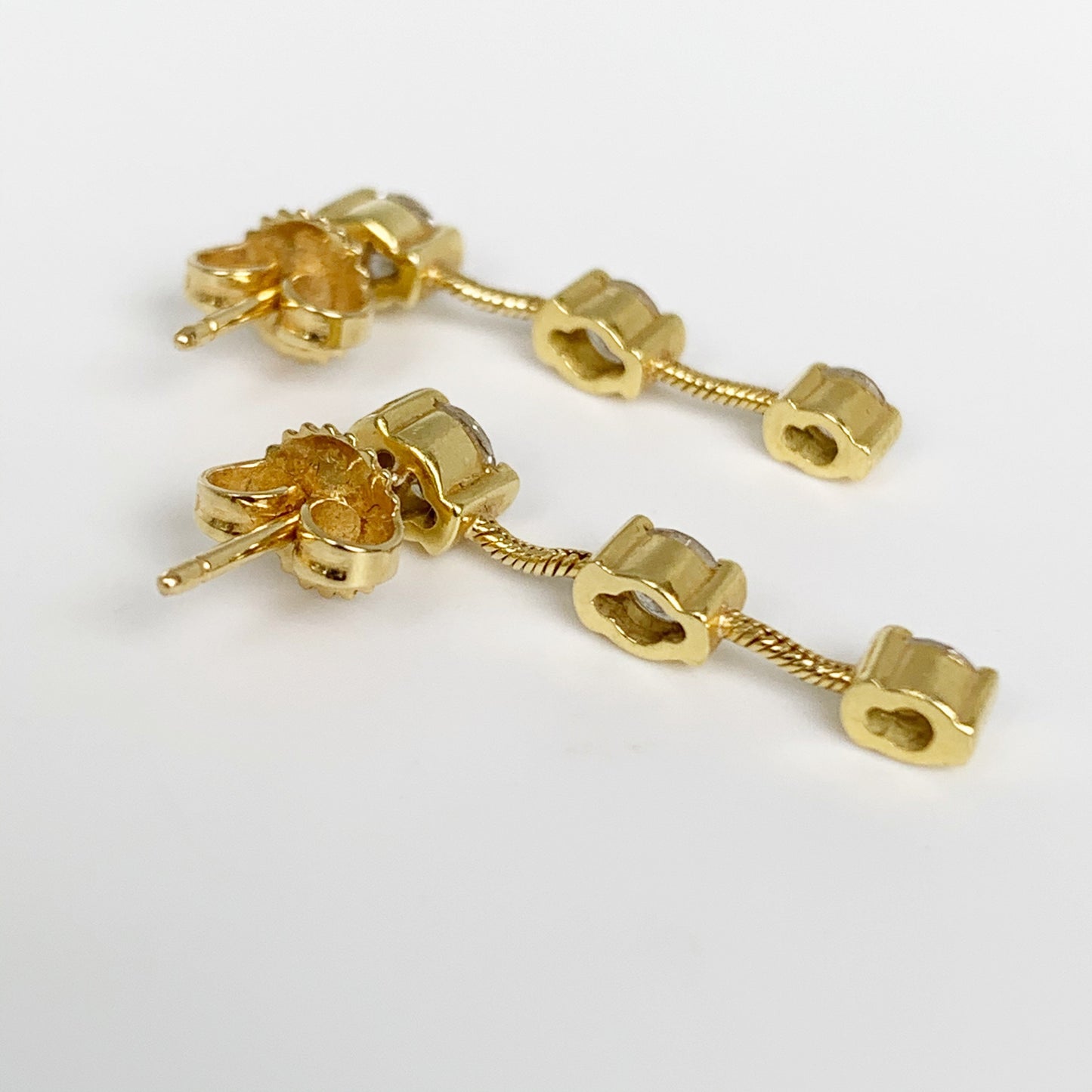 Vintage Gold Diamond Drop Earrings | 18K Gold Cable Chain Earrings | 3 Stone Diamond Dangle | 1.01 Carat Total