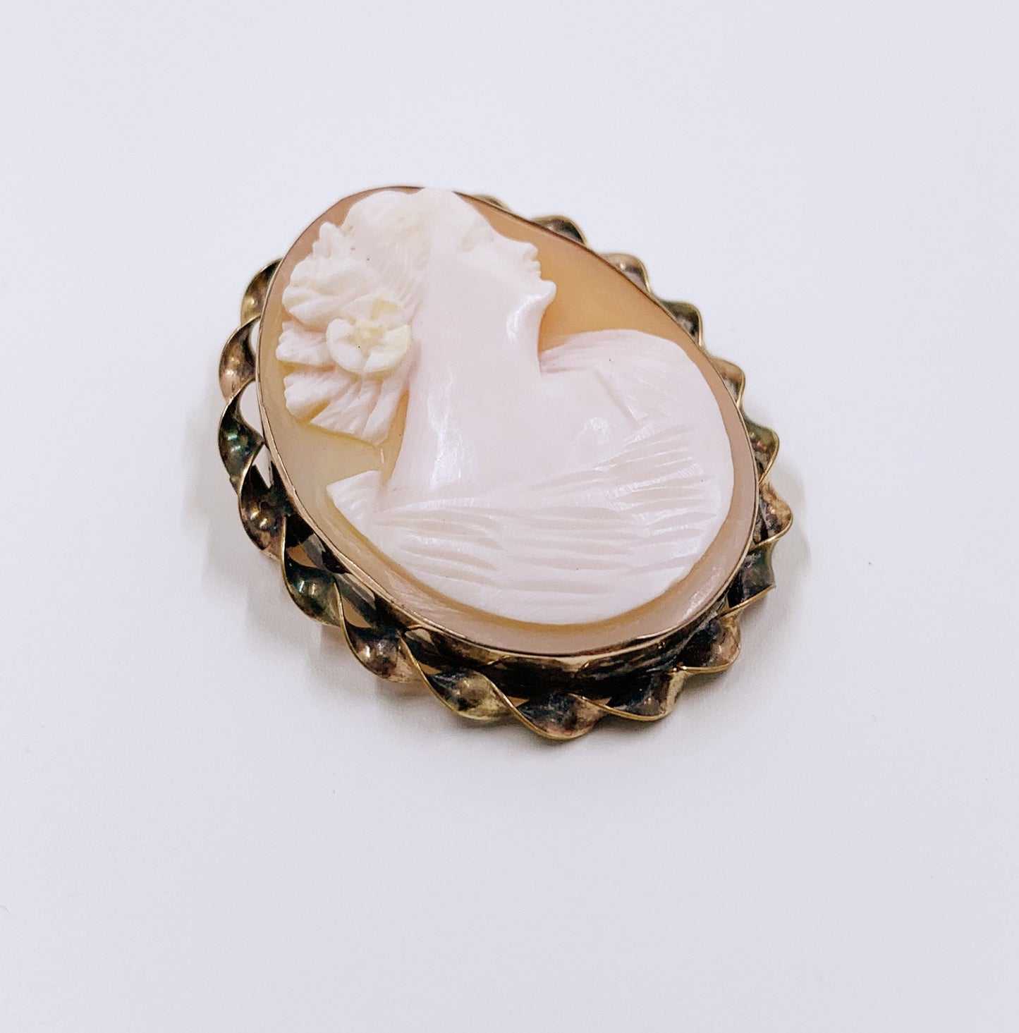 Vintage Gold Filled Cameo Brooch