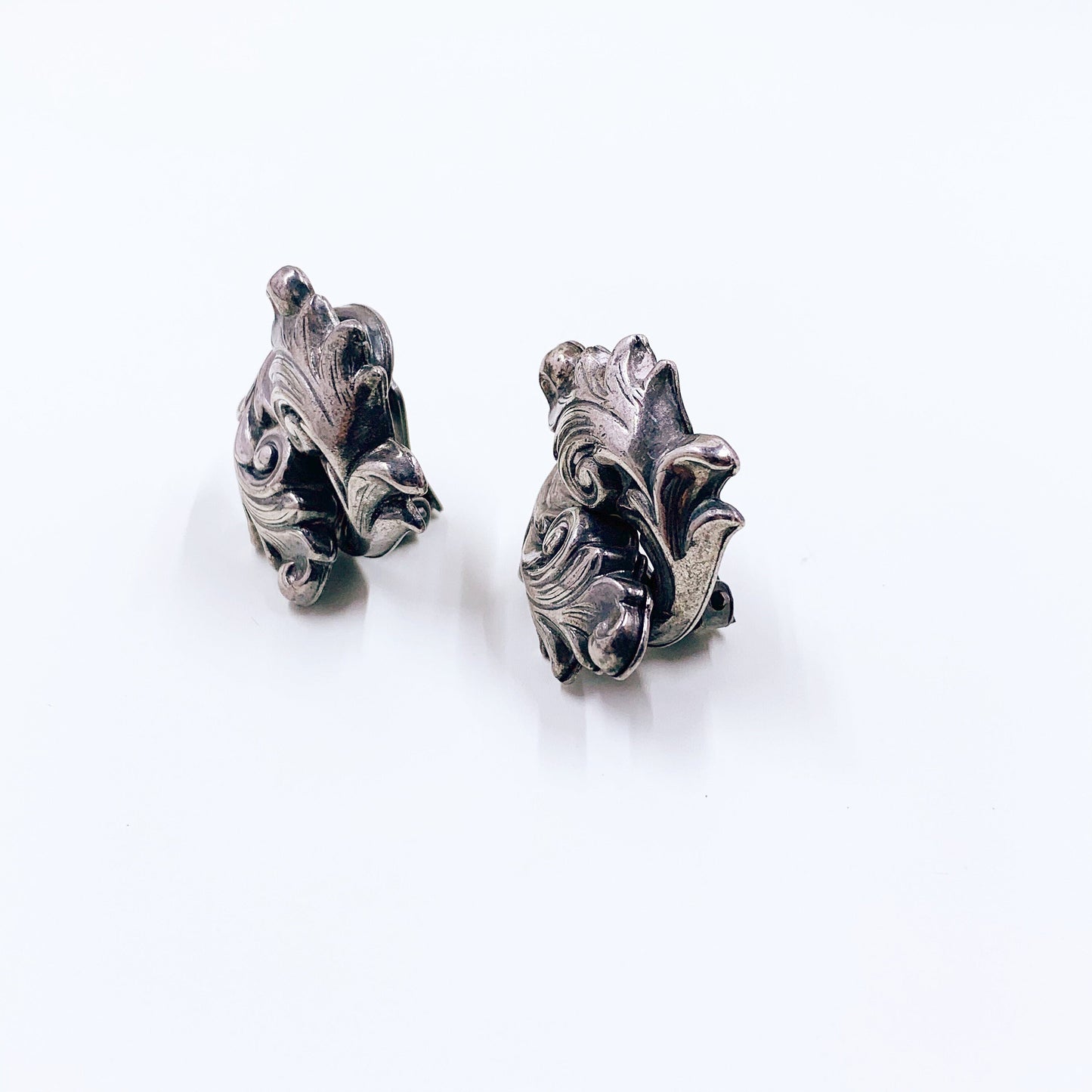 Vintage Acanthus Leaf Earrings | Silver Repousse Earrings