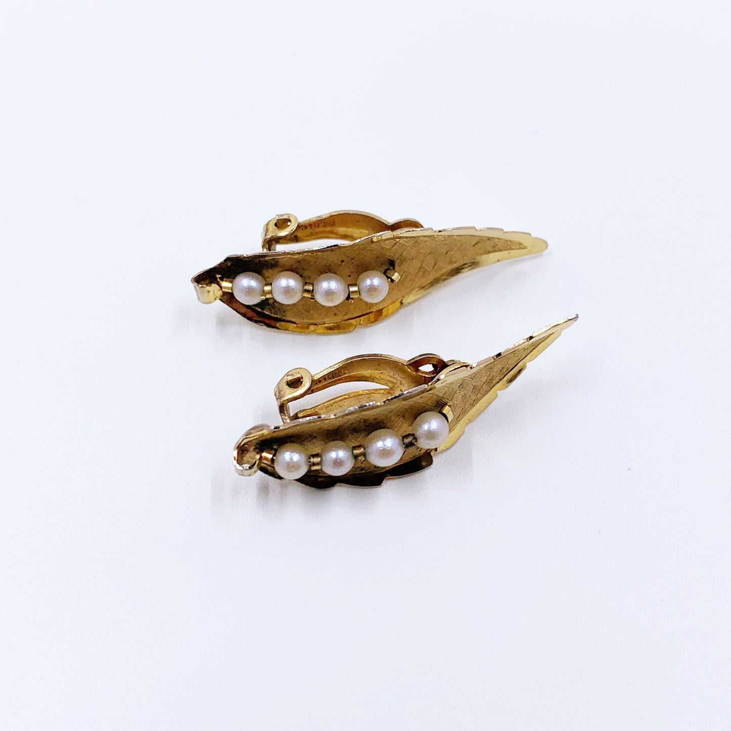 Vintage Gold Leaf and Pearl Earrings | Gold Filled Clip On | Imperial Pearl Syndicate Earrings