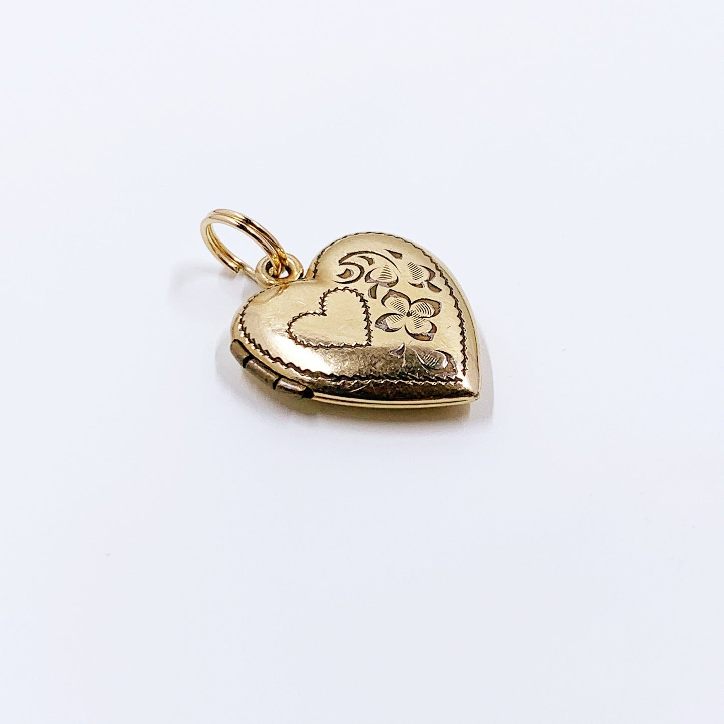 Vintage Gold Heart Floral Locket | Engraved Flower Heart Locket