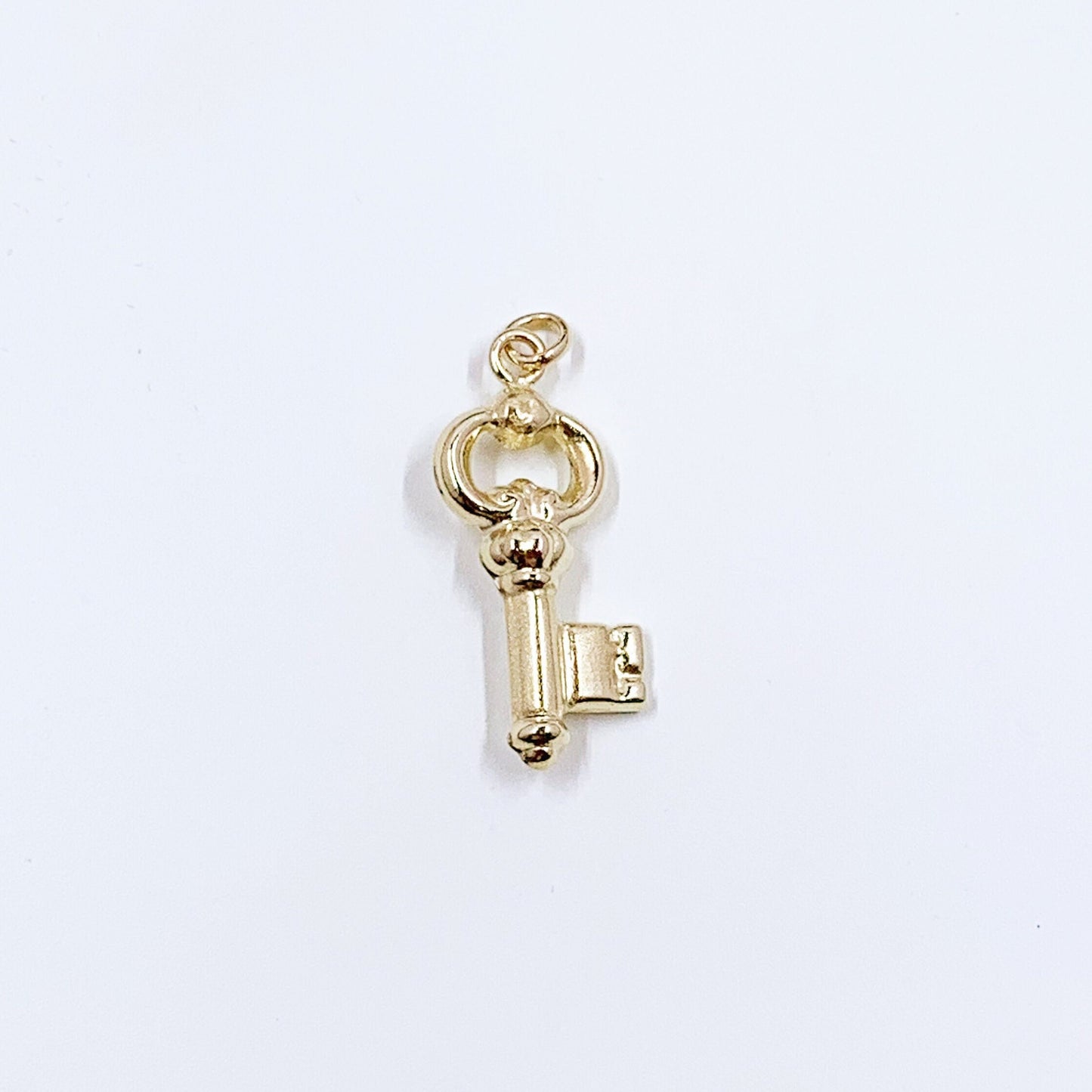 Vintage 14k Gold Key Charm | Skeleton Door Key Charm | Gold Key Pendant