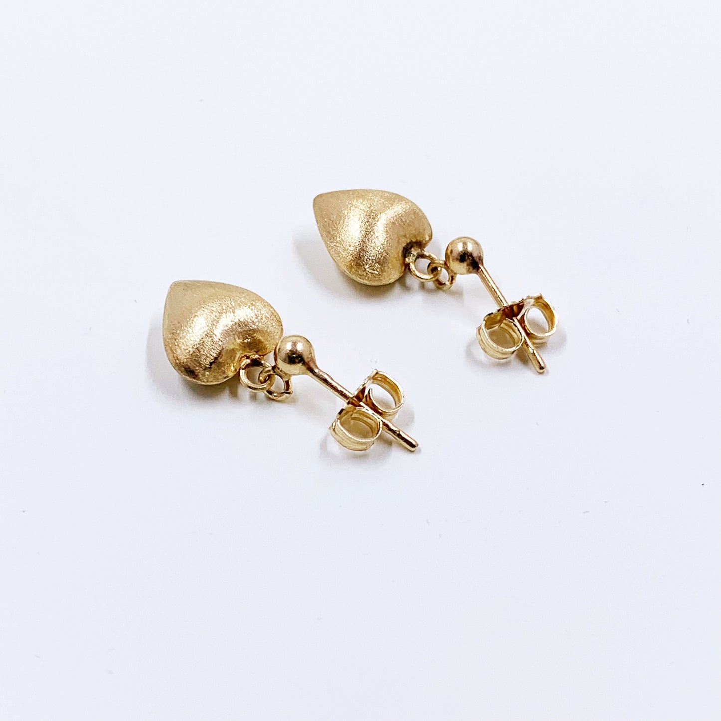 Vintage Gold Heart Drop Earrings | Classic Heart Earrings | Dainty 14K Heart Earrings