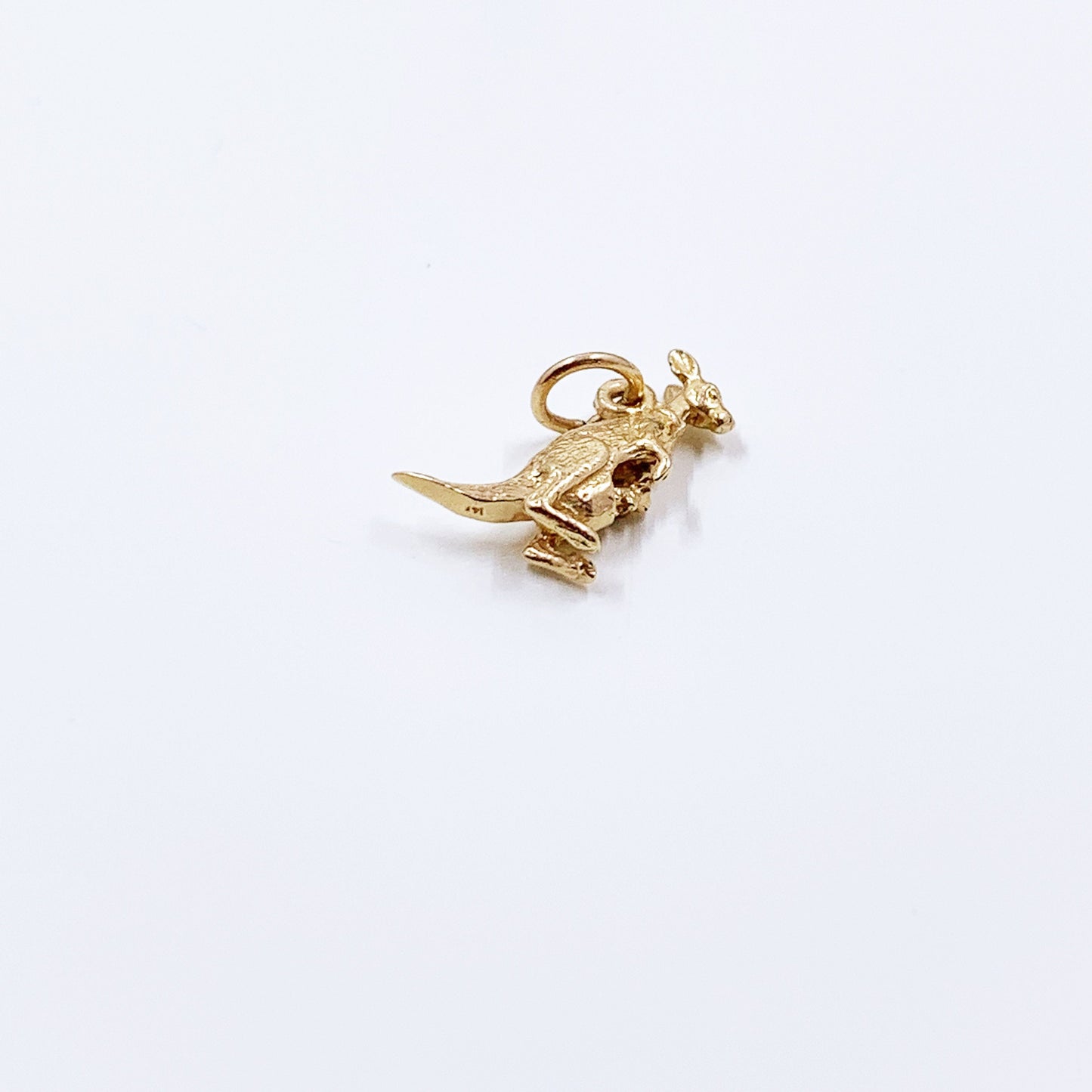 Vintage 14k Gold Kangaroo and Joey Charm | 3D Kangaroo Charm | 14K Gold Kangaroo Charm