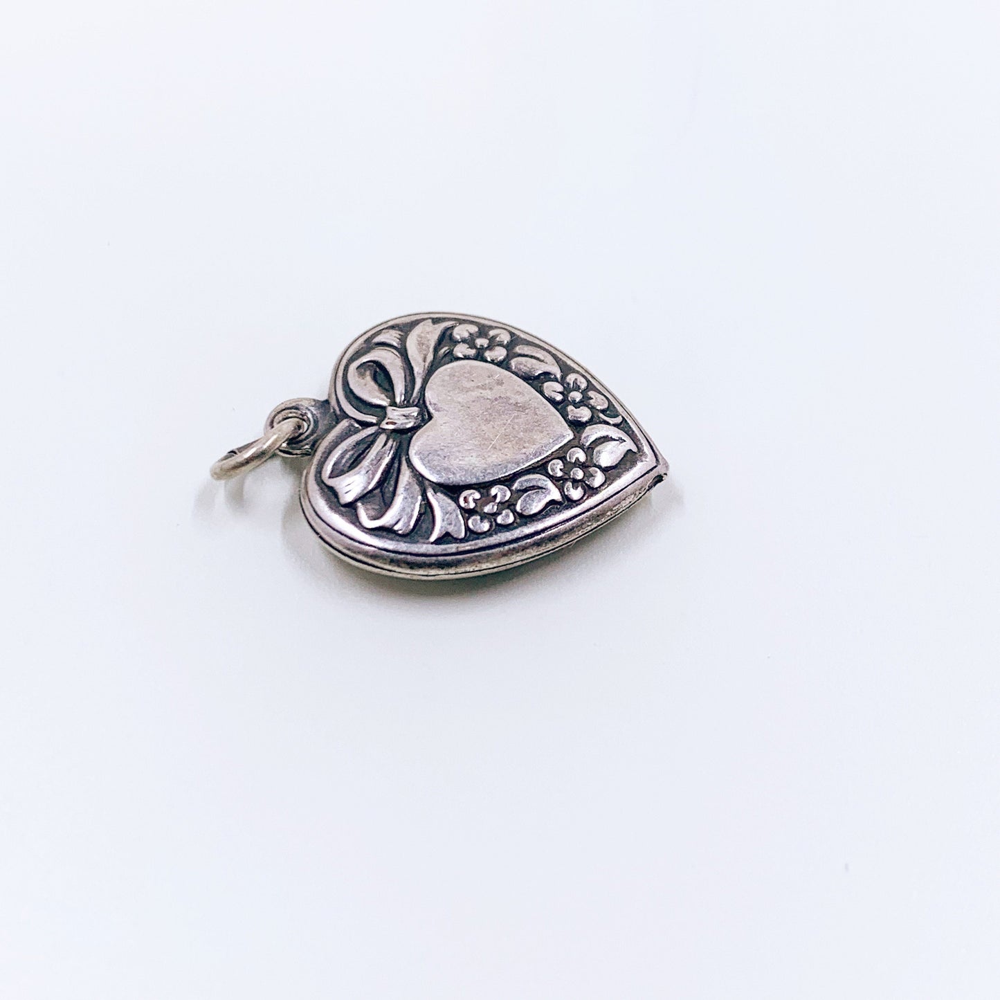 Vintage Silver Puffy Floral Heart Charm | Vintage Sweetheart Charm