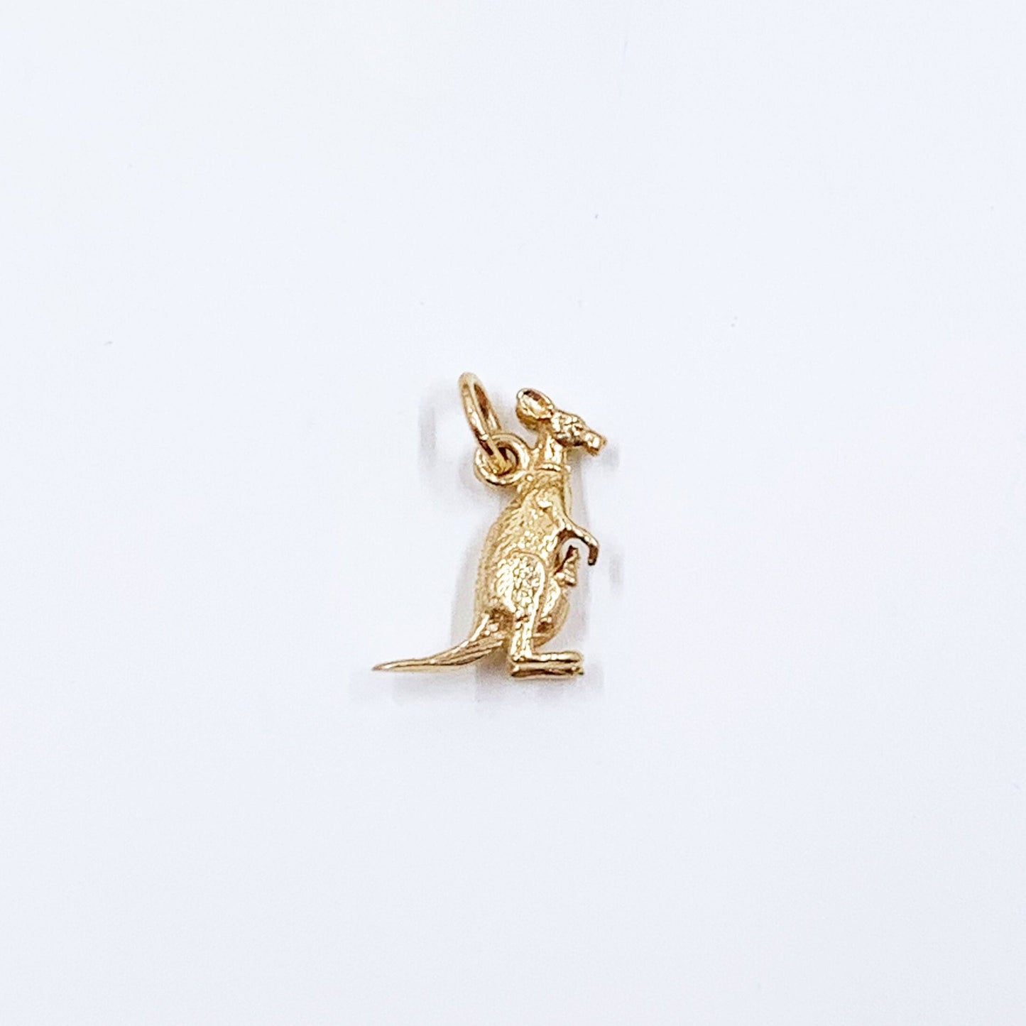 Vintage 14k Gold Kangaroo and Joey Charm | 3D Kangaroo Charm | 14K Gold Kangaroo Charm