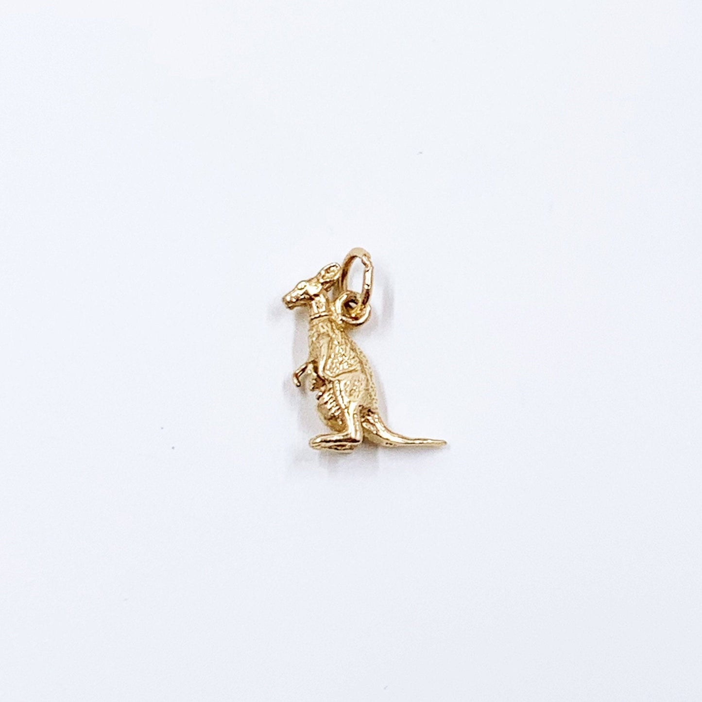 Vintage 14k Gold Kangaroo and Joey Charm | 3D Kangaroo Charm | 14K Gold Kangaroo Charm