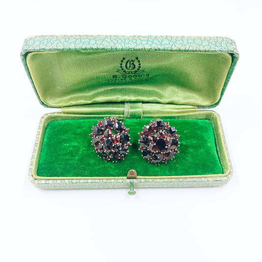 Vintage 800 Silver Rose Cut Garnet Cluster Earrings | Vintage Bohemian Garnet Cluster Clip On Earrings