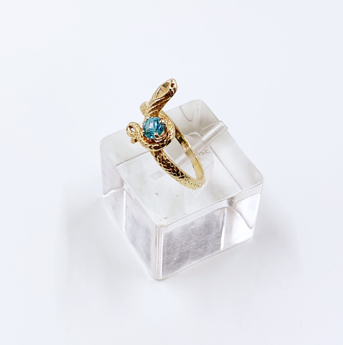 Vintage 14K Gold and Zircon Coiled Snake Ring | Size 7