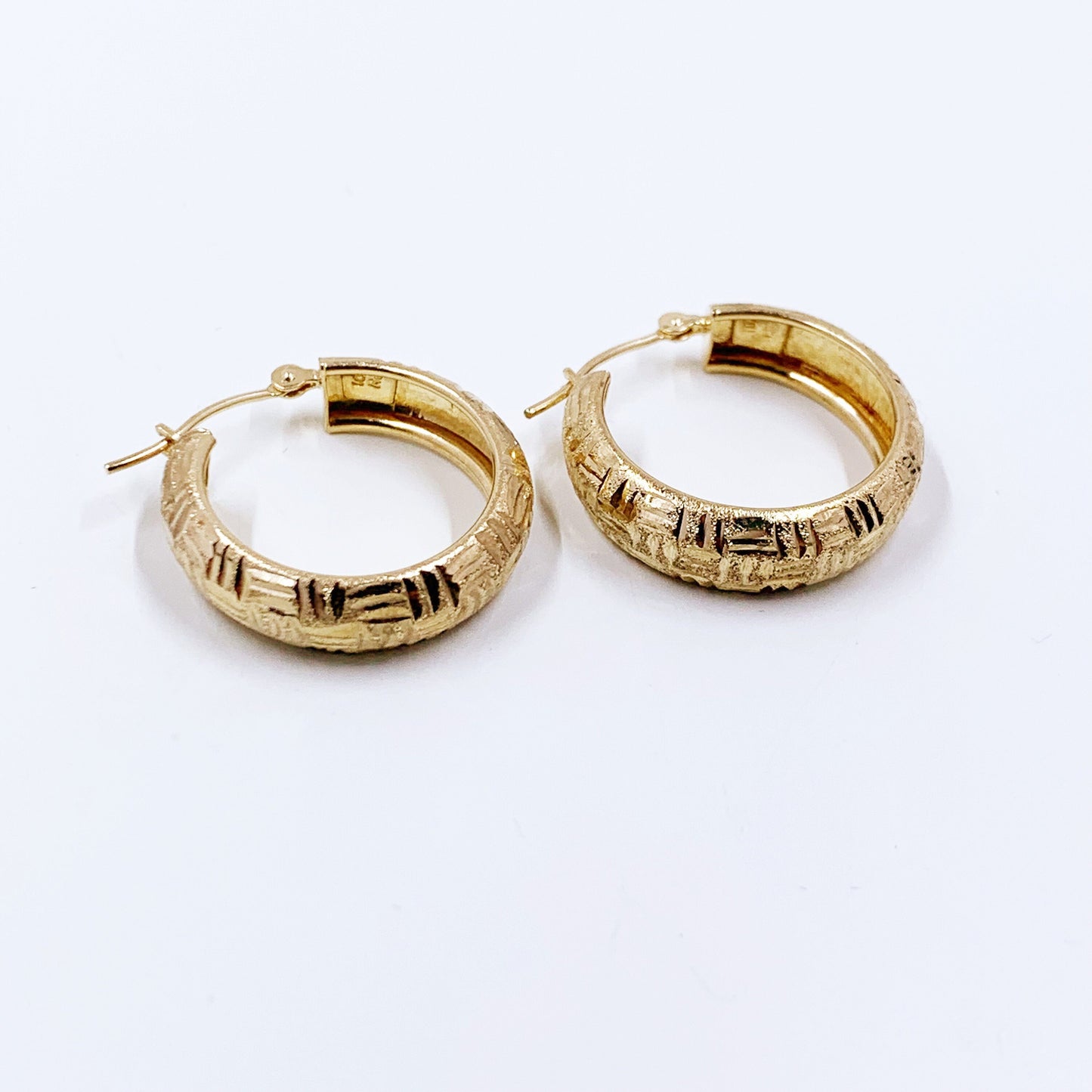 Vintage 10k Textured Gold Hoop Earrings | Small 10K Gold Hoops