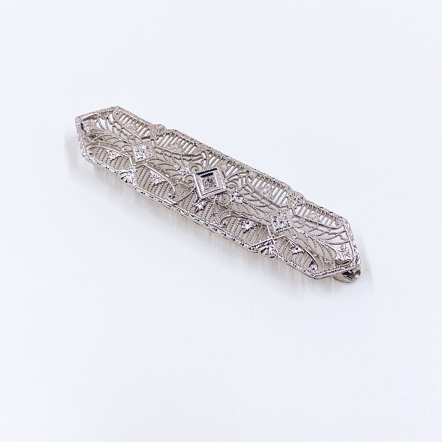 Art Deco 10K Filigree Milgrain Diamond Bar Brooch