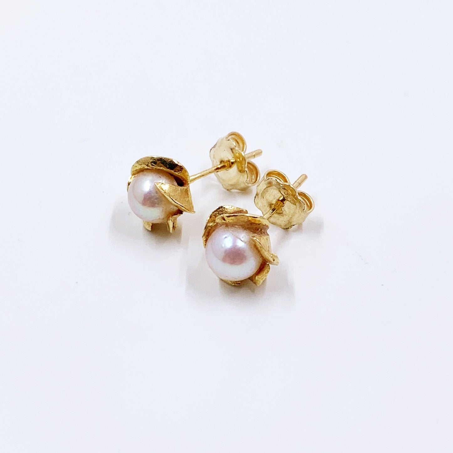 Vintage 18K Gold Pearl Stud Earrings | Classic Pearl Flower Earrings | 18K Pearl Earrings | Egyptian 18K Gold