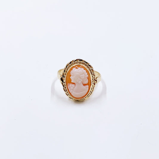 Estate 14K Gold Carved Shell Cameo Ring | Female Floral Cameo | Size 6.5