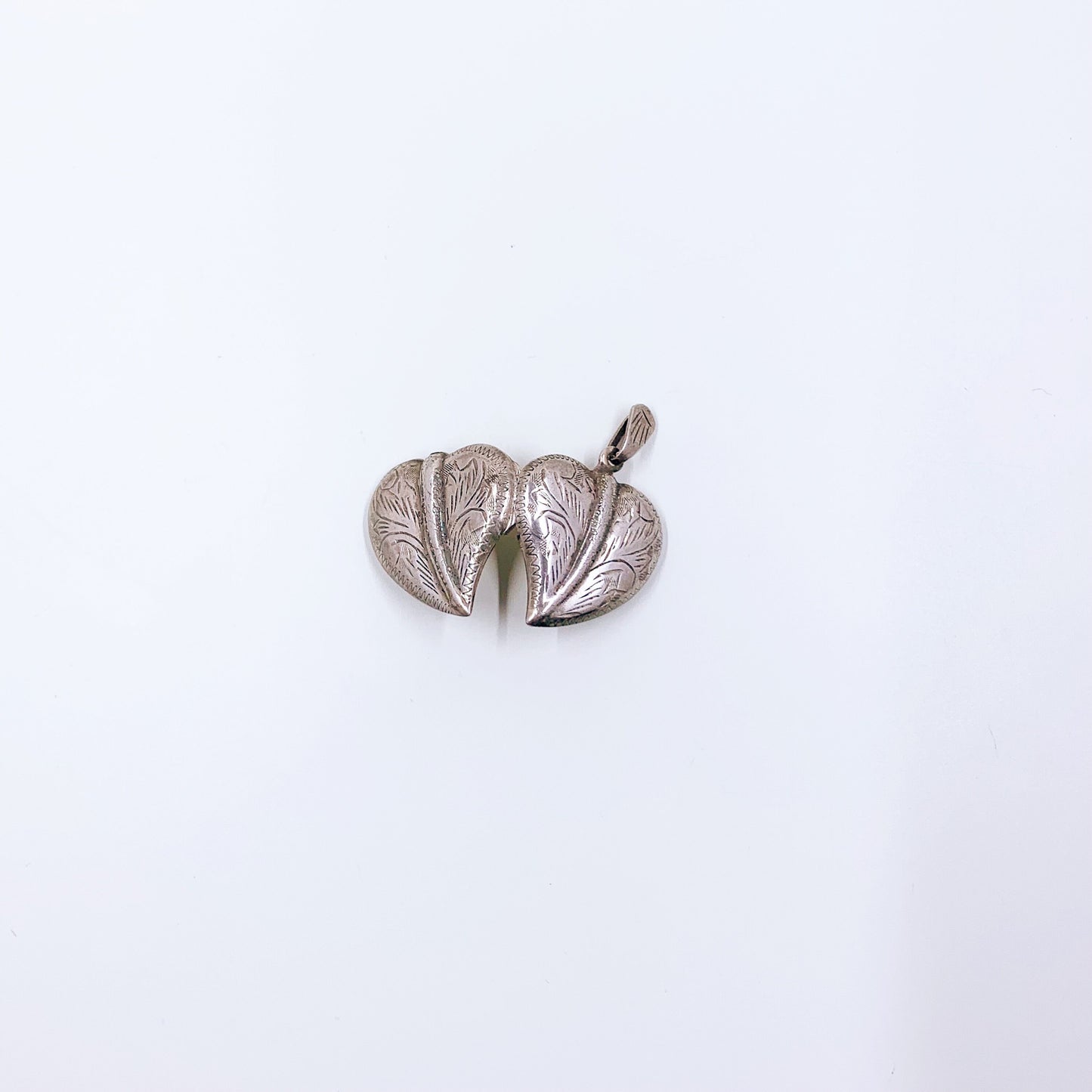 Vintage Silver Engraved Leaf Locket | Silver Leaf Locket