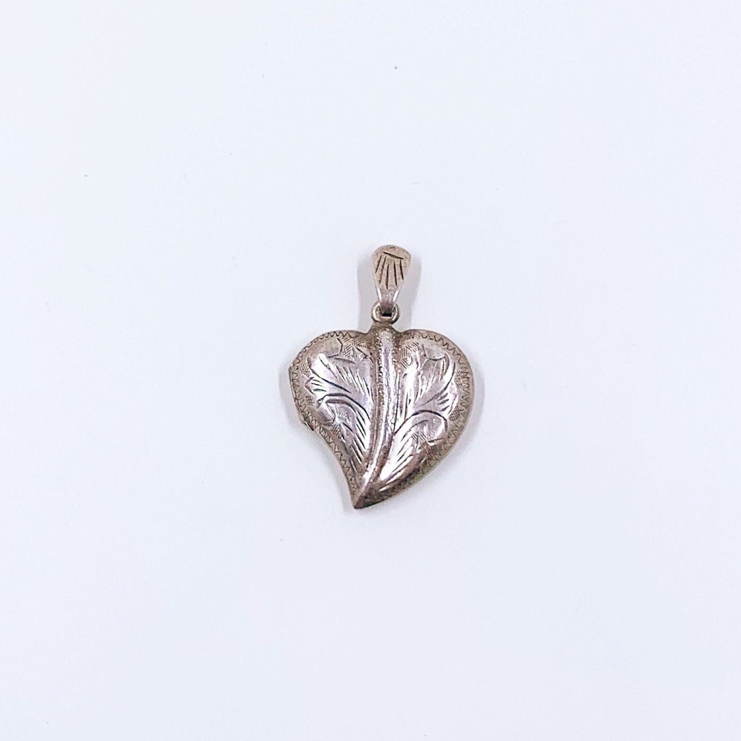 Vintage Silver Engraved Leaf Locket | Silver Leaf Locket